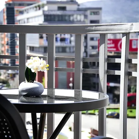 Horizont & Center Balcony View