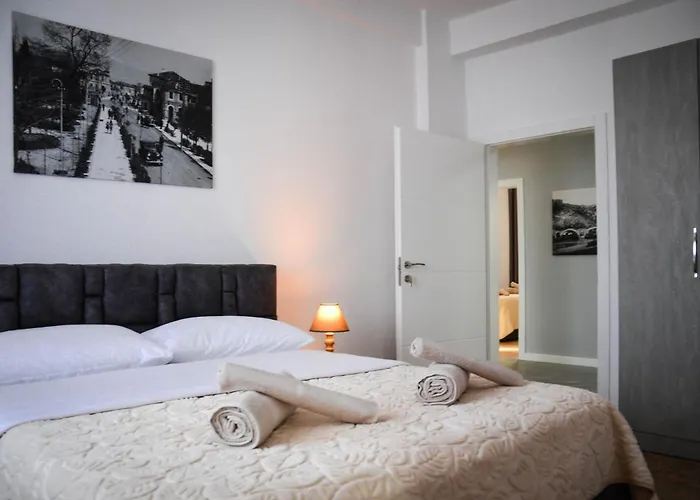 Apartmanhotel Horizont & Center Balcony View Shkodra